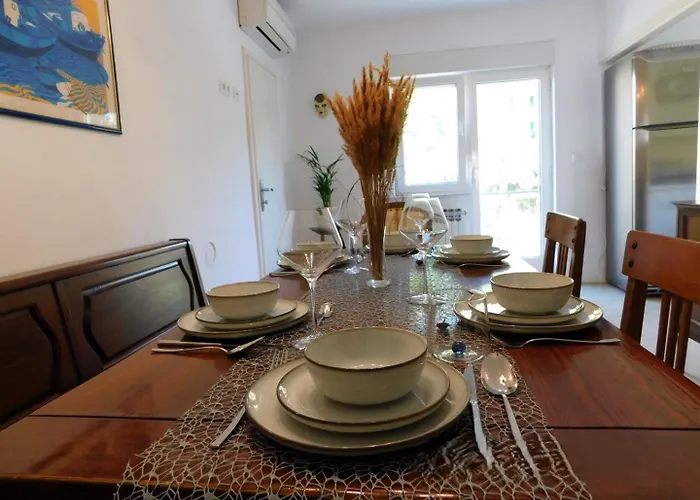 View オパティヤ