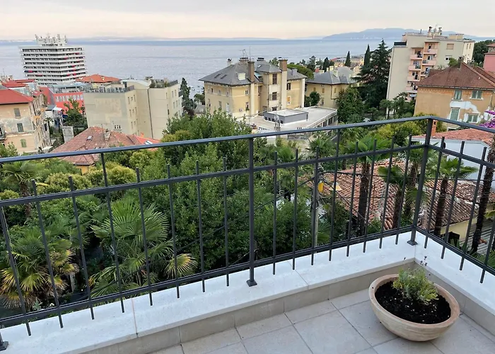 View アパート オパティヤ