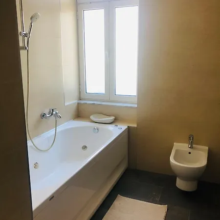Best View Apartment *
